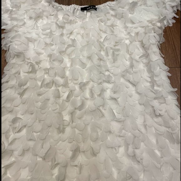 woman's white dress, fluff white dress, size s/m - Picture 5 of 6